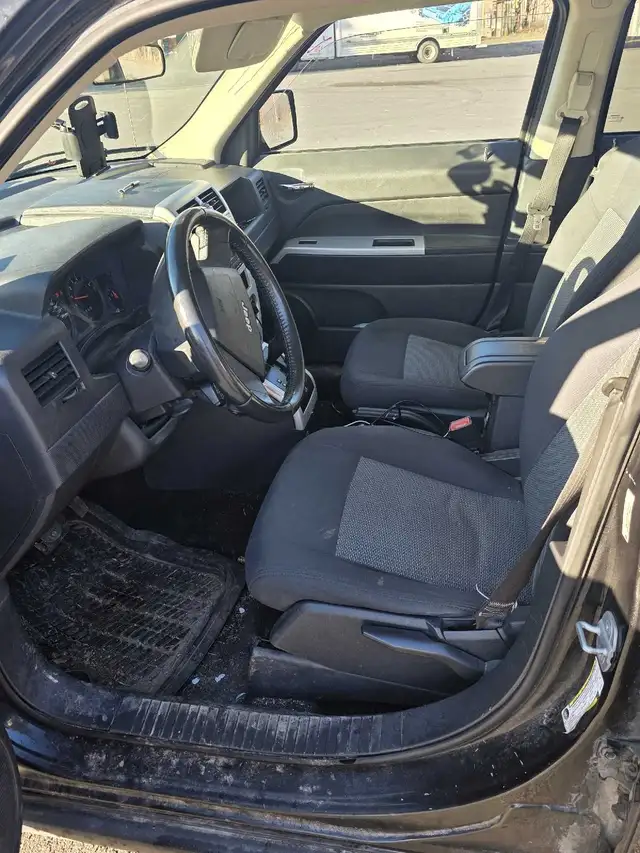 2008 jeep patriot 4x4  in Cars & Trucks in Annapolis Valley - Image 6