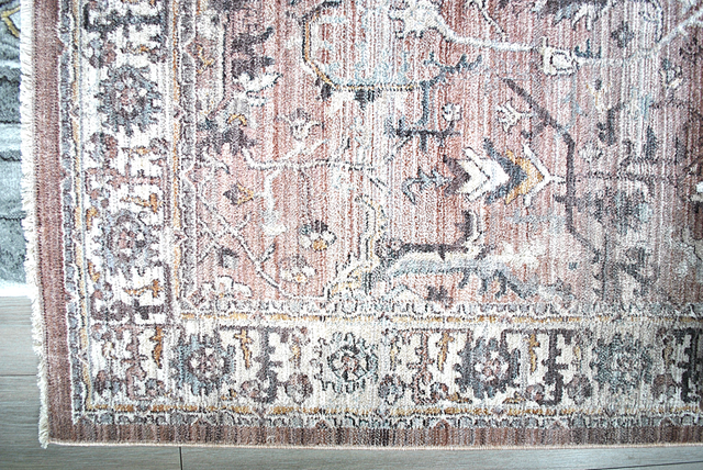 BEAUTIFUL AREA RUG in Rugs, Carpets & Runners in Ottawa - Image 3