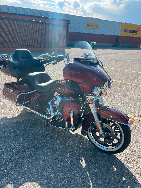 2016 Harley Davidson Ultra Limited FLHTK in Touring in Guelph