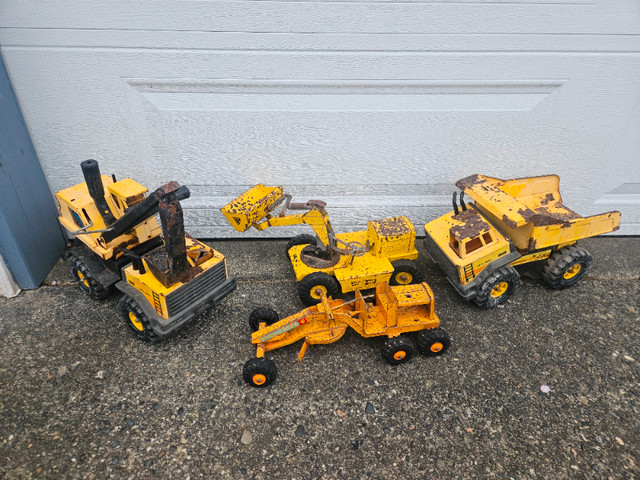 Vintage Tonka Trucks in Arts & Collectibles in Mission