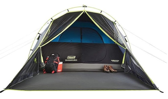 Coleman Carlsbad Fast Pitch 6-Person Dark Room Tent in Fishing, Camping & Outdoors in Markham / York Region - Image 2