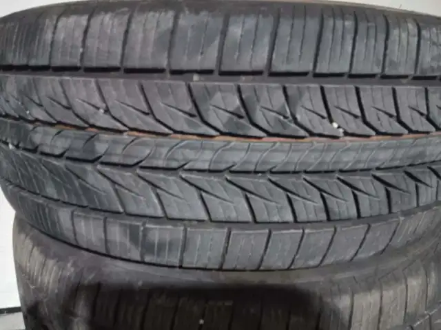 4 pneus d'été: 225/55/18 in Tires & Rims in Laval / North Shore - Image 4