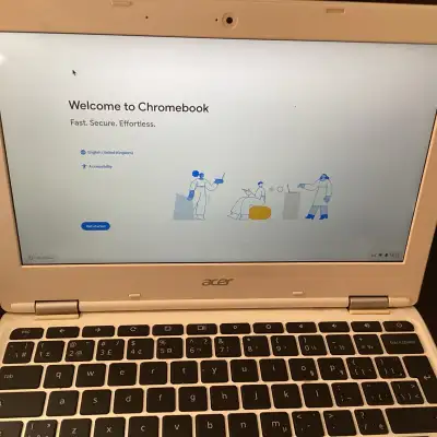 Good acer 11” Chromebook/ laptop. Cleaned off and ready to go Call Dave. 705 768 2440. Hastings. Tre...
