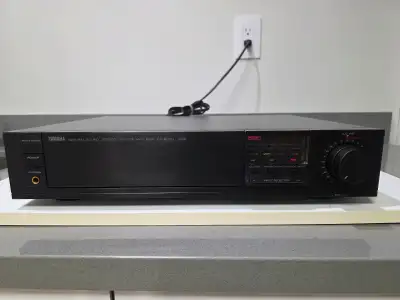 Yamaha CX-800U Control Amp, View more