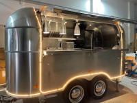 Mobile food trailer / food truck cart