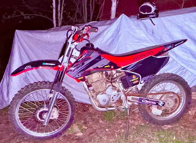 2006 Honda CRF 230F in Dirt Bikes & Motocross in Muskoka - Image 11