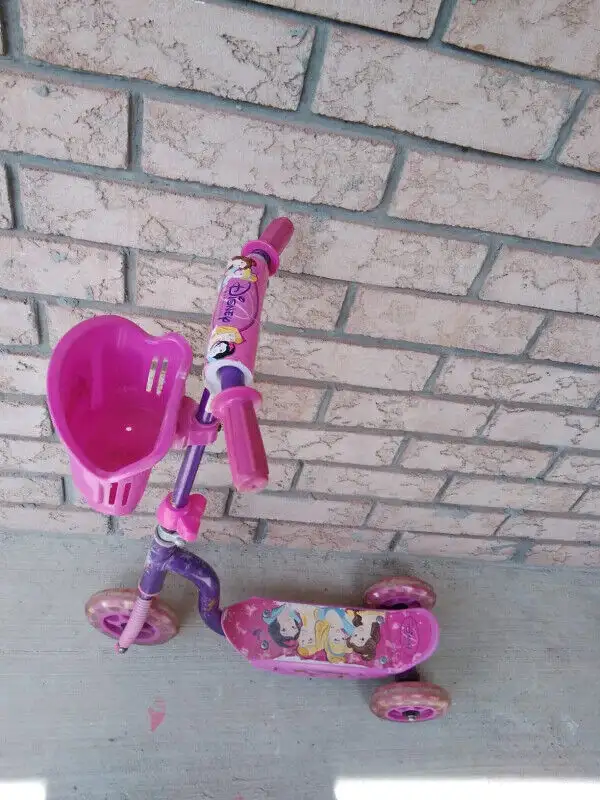 3-Wheel Scooters (7 to choose from) in Toys & Games in Oshawa / Durham Region - Image 6