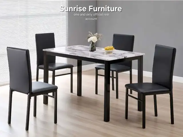 4 Chair Dining table  in Dining Tables & Sets in Markham / York Region - Image 2