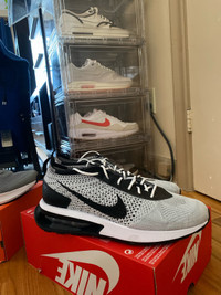 Nike Size 10.5 Flyknit Racers and Run Swift