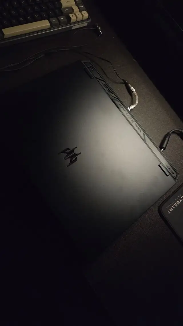 Gaming Laptop Acer Helios 16 (i9 CPU 4060 Graphics Card) in Desktop Computers in Edmonton - Image 9