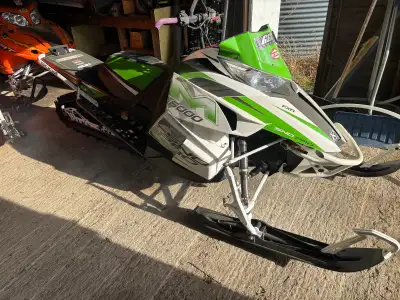 Always maintained. Always in heated shop. Great shape. Needs nothing. 403 928 4403 141 track