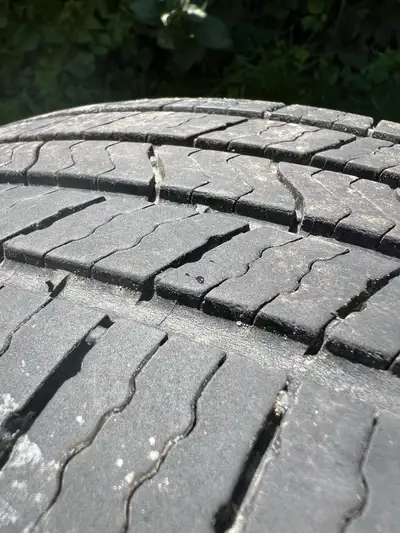 Four Michelin all season tires on rims that came off a Toyota Sienna 2005. Sold the van 2 years ago...
