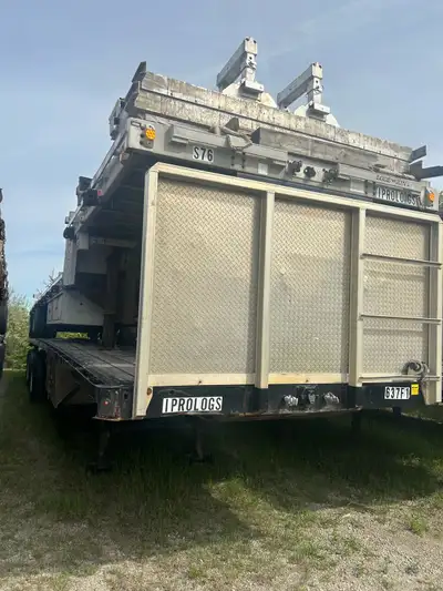 2 Axle a step deck 3 Axle 7000 21000 18000 or best offer
