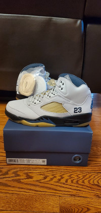 Jordan 5 A Ma Maniere Dawn- Size 10W/8.5 Mens