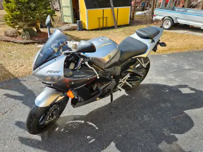 2003 Yamaha R6. 41000 kms. Great fun and fast bike. New tires, chain and sprockets, always maintaine...