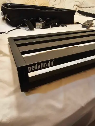 Pedaltrain Classic 2 pedalboard