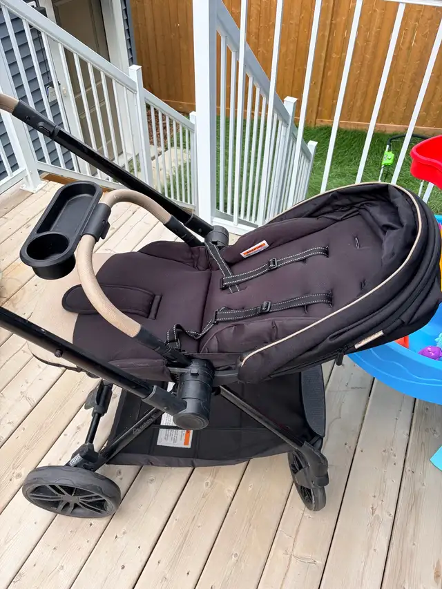 Safet 1st Car Seat Stroller Combo in Strollers, Carriers & Car Seats in Edmonton - Image 7