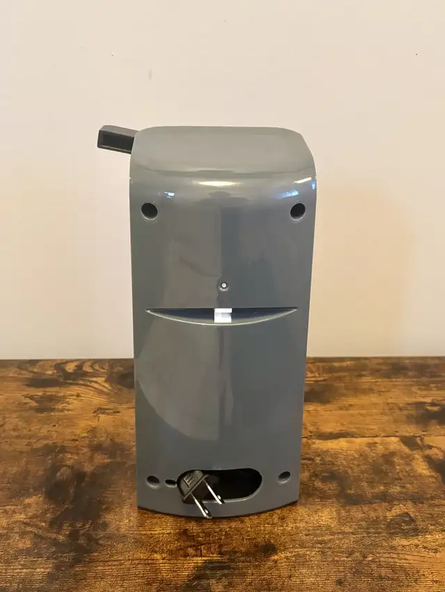 Electric Can Opener  in Kitchen & Dining Wares in Kingston - Image 3
