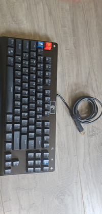 Mechanical Gaming Keyboard,RGB 104 Keys Rainbow LED Backlit USB