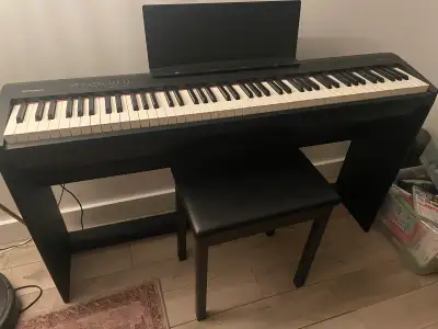 Roland FP-25 digital  piano excellent like FP-30, View more