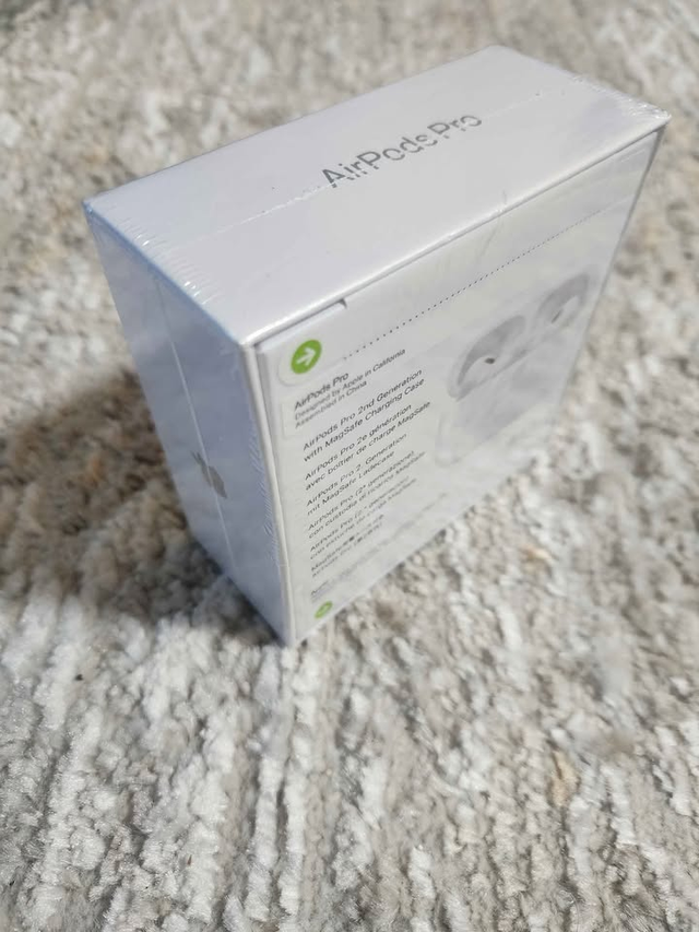 Guaranteed authentic sealed Apple AirPods Pro 2nd Generation65561395190273121