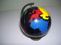 Rubik's Cube Globe 1982