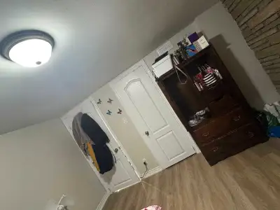 Room for rent with utilities included