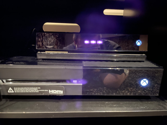 Xbox One with Kinect and Controller in XBOX One in London