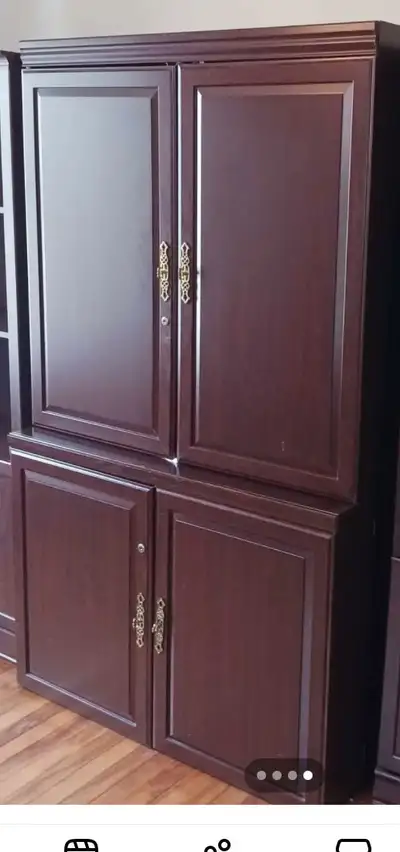 BUREAU POUR ORDINATEUR ET SES ACCESSOIRES, View more