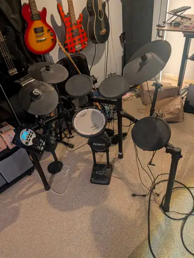 Roland TD11 electric drum kit, View more