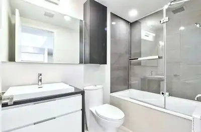 TDC2 35th floor luxury condo facing old port with balcony