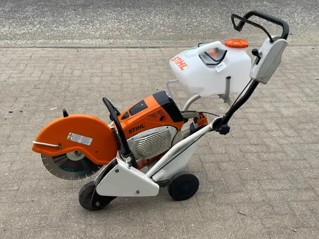 Stihl TS800 2 stroke Concrete Saw with Trolley like New DemoUnit