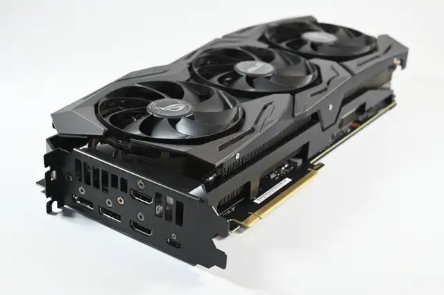 ASUS ROG-STRIX-RTX2080TI 11GBOC 11GB GDDR6 Gaming GPU Video Card in System Components in City of Toronto - Image 5