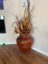 Big Vase with arrangement