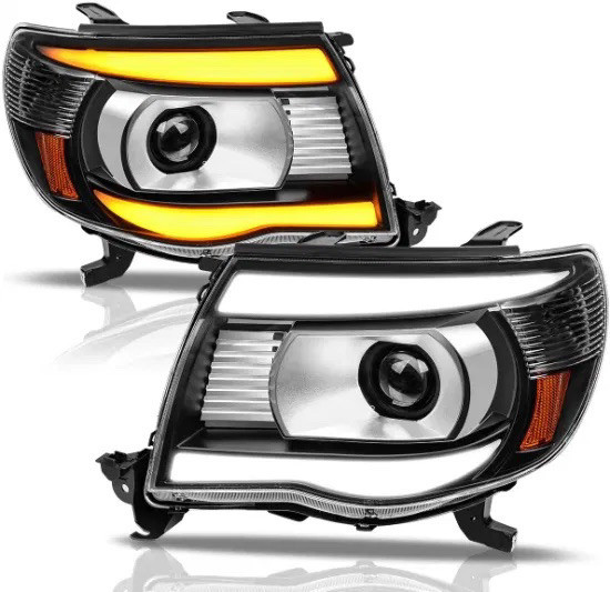 Brand new projector Toyota Tacoma head lights  in Other Parts & Accessories in Barrie - Image 2