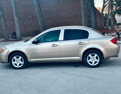 Minty 2007 Chevy Cobalt LS   low kms