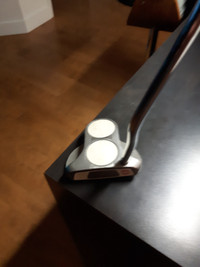 Putter two balls Odyssey (droitier)