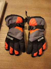 Kombi boys junior medium waterproof winter gloves