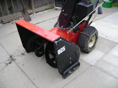 8 25 snowblower.  New Carb and spark plug. New engine oil, View more