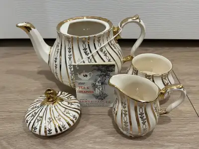 Sadler Teapot, Creamer & Sugar Bowl Set - New with Tags, View more