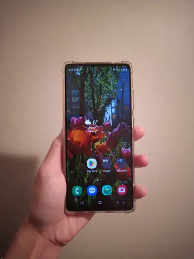 Samsung S20 FE 5G 8GB RAM 128GB Storage Smartphone, View more