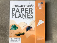 BRAND NEW - ULTIMATE FLYING PAPER PLANES KIT By Andy Chipling
