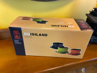 NIB Cuisiland Set of 6 Cups Leaf Saucer Enameled Cast Iron Black