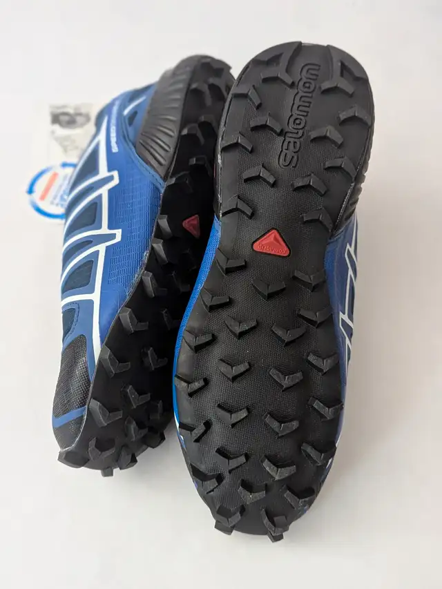 Chaussures trail neuves Salomon in Lacrosse in Québec City - Image 4