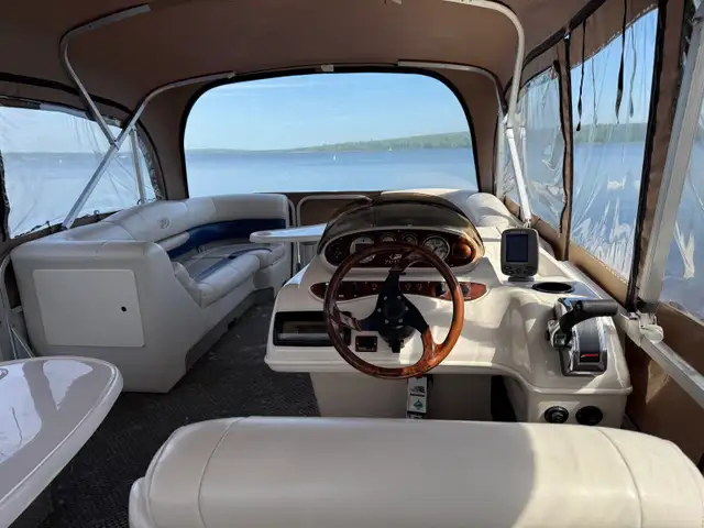 Ponton Versailles 22’ 2003 avec moteur Mercury 90HP 2006 in Powerboats & Motorboats in Thetford Mines - Image 6