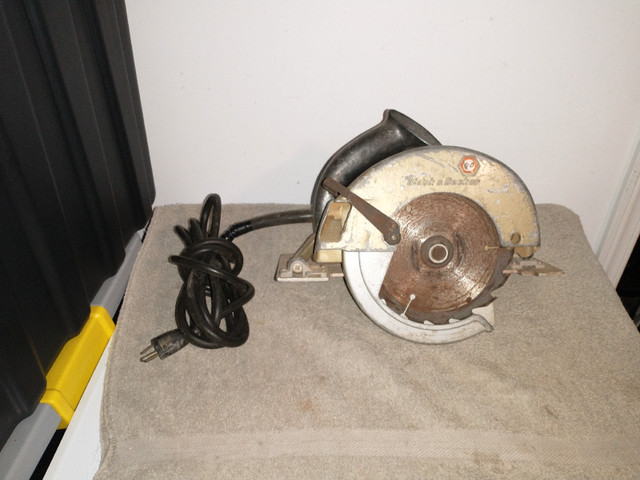 B&D corded hand saw  in Power Tools in Red Deer - Image 4