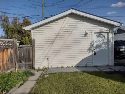 Available in July 2024. Extra large single car garage (not heated). Newer overhead door. Great neigh...