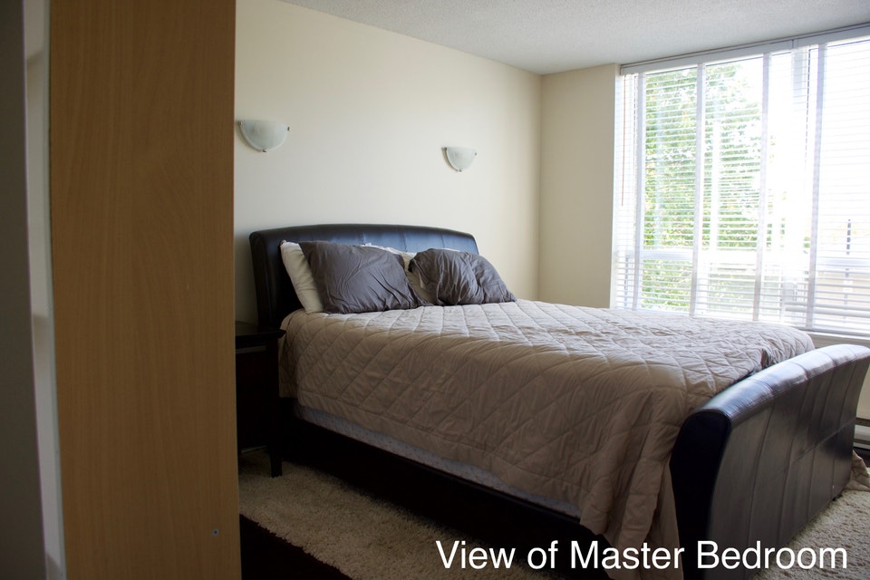 Fantastic 2-Bed, 2-Bath Apartment in a Great Location! 4
