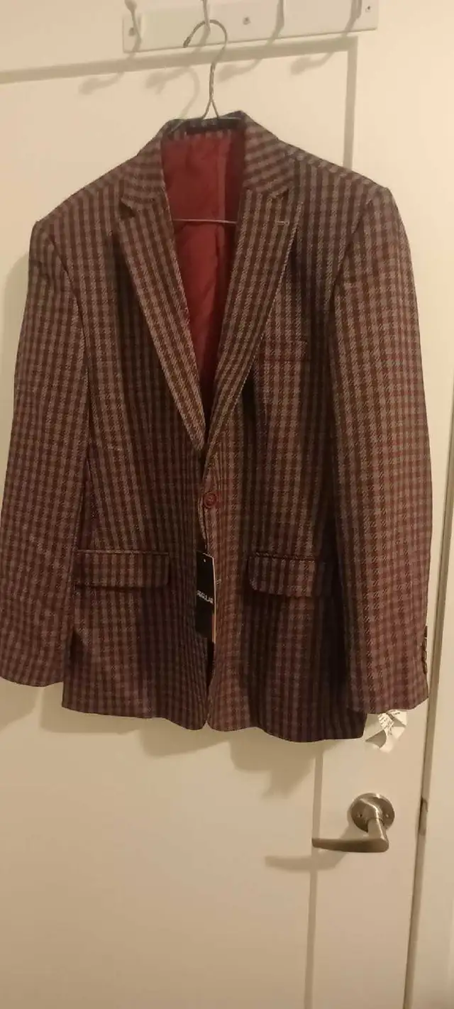 Men's Blazer in Men's in City of Toronto - Image 4