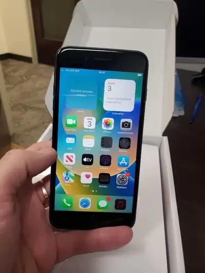 UNLOCKED 100% ORIGINAL IPHONE 8+ 64GB;12MPIX;BOITE!!, View more